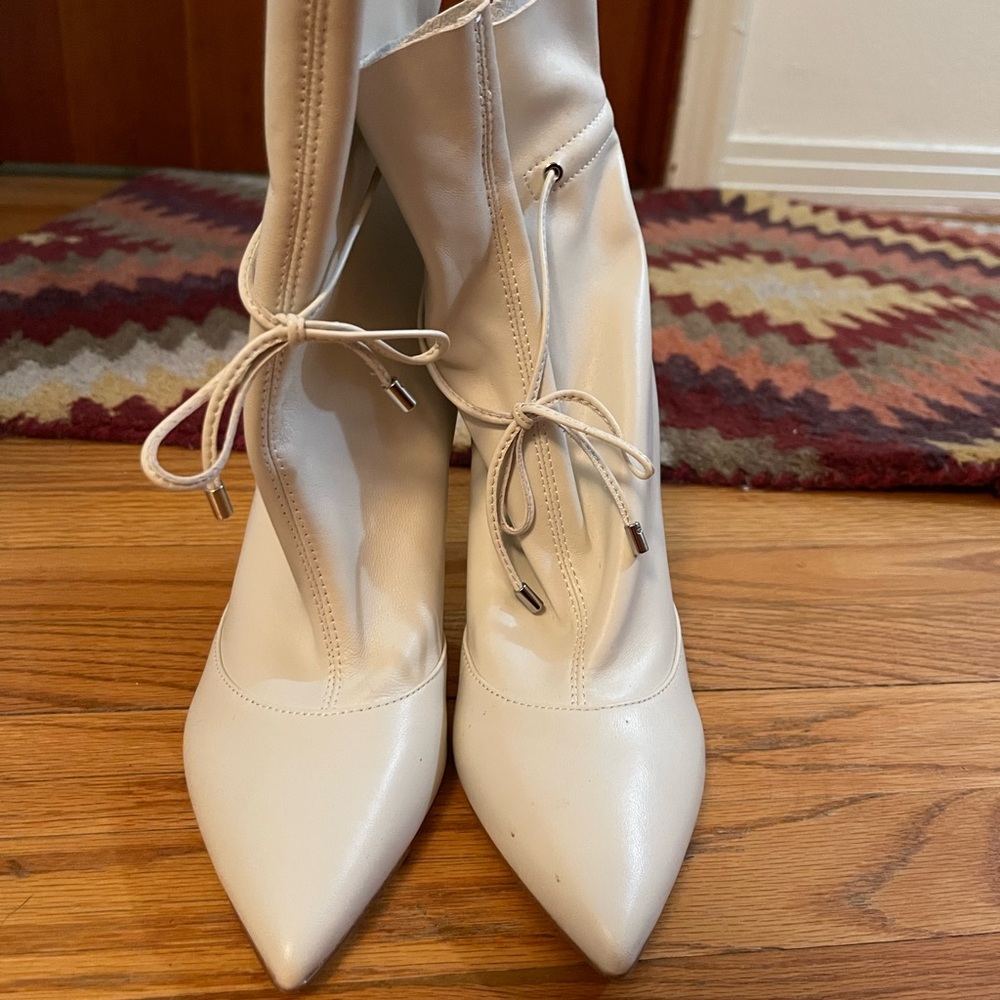 Elegant White Leather Women's Boots with Heels